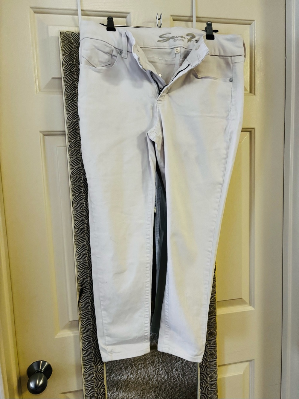 Seven7 Women's White Skinny Jeans